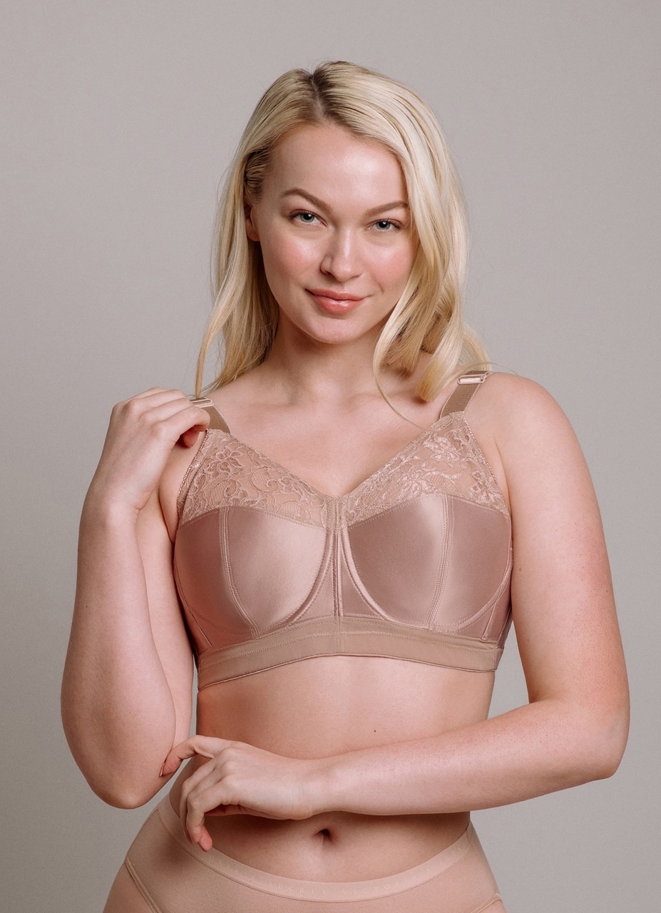 Abergele Minimizer Bra 4003 Comfortable Underwire Support, Extra Soft Minimizing  Bras, Look Great Every Time (32DDD) Nude at  Women's Clothing store